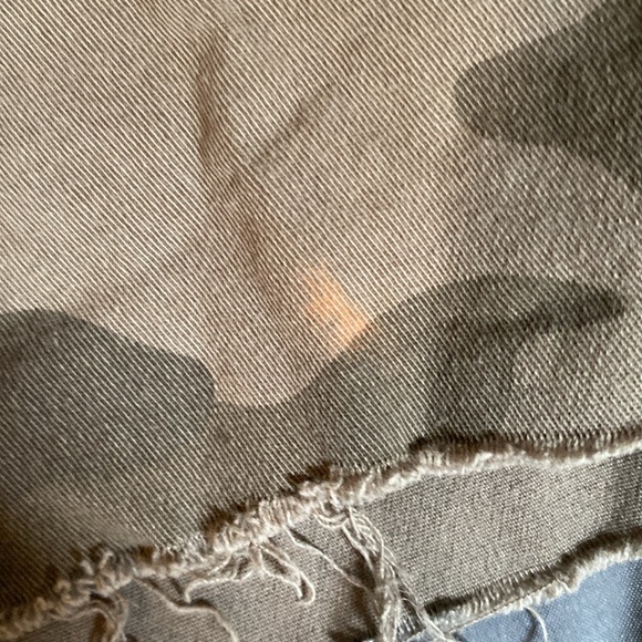 H&M cargo shorts with a minuscule amount of bleach. Look at photos - Picture 2 of 2